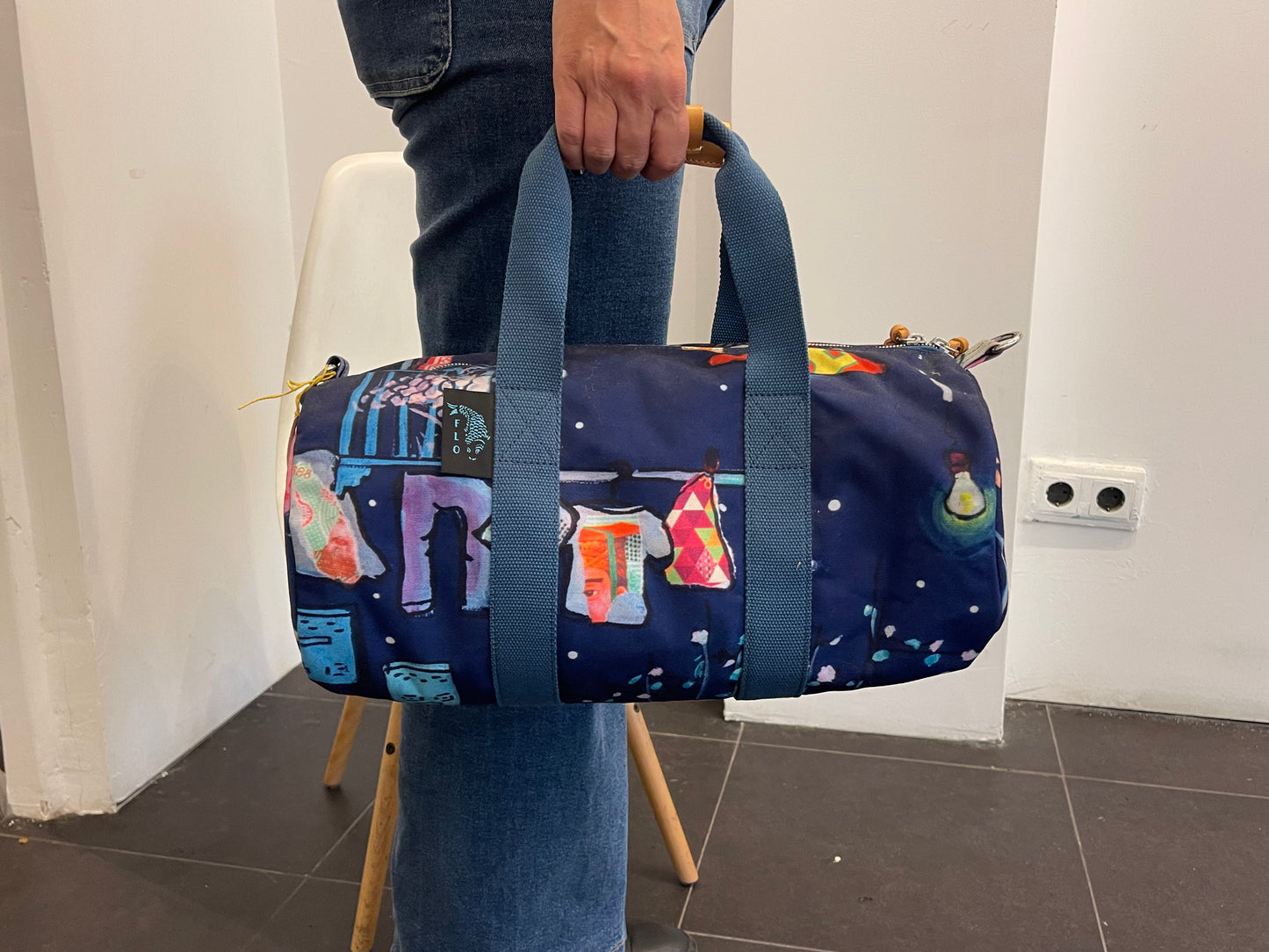 Night blue artistic print travel bag (Medium)